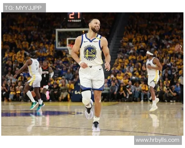 战术拆解：库里为何能掌控比赛节奏？